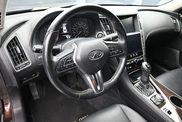 Used 2018 INFINITI Q50 Luxe AWD/4WD image 25