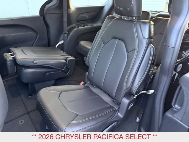New 2026 Chrysler Pacifica Select image 14