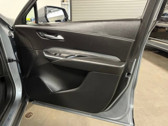 Used 2025 Cadillac XT4 Premium Luxury FWD image 12