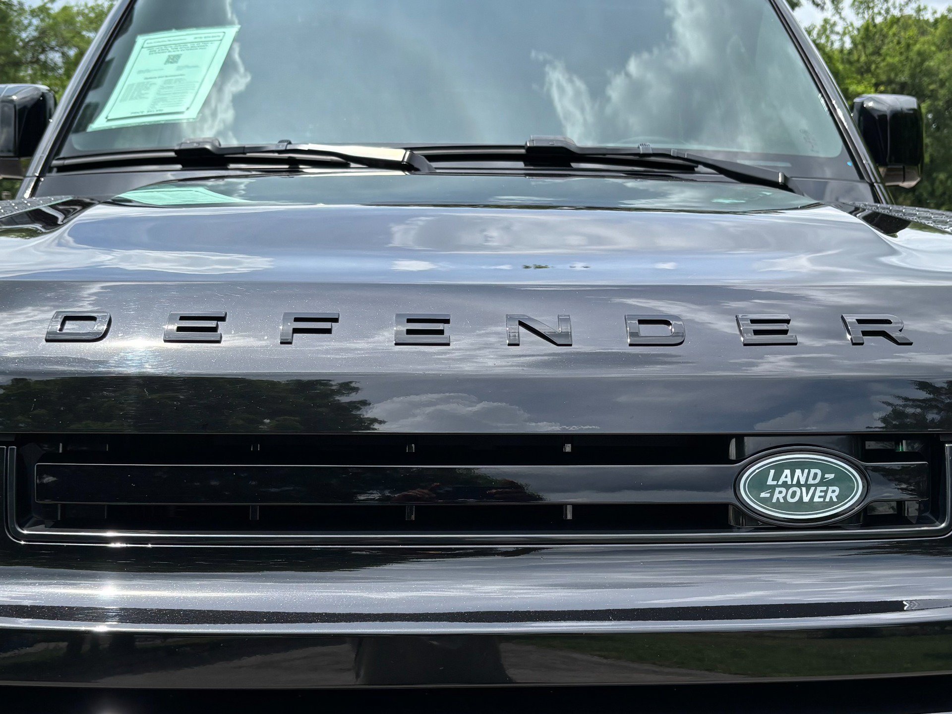 Used 2025 Land Rover Defender 110 V8 AWD/4WD image 49