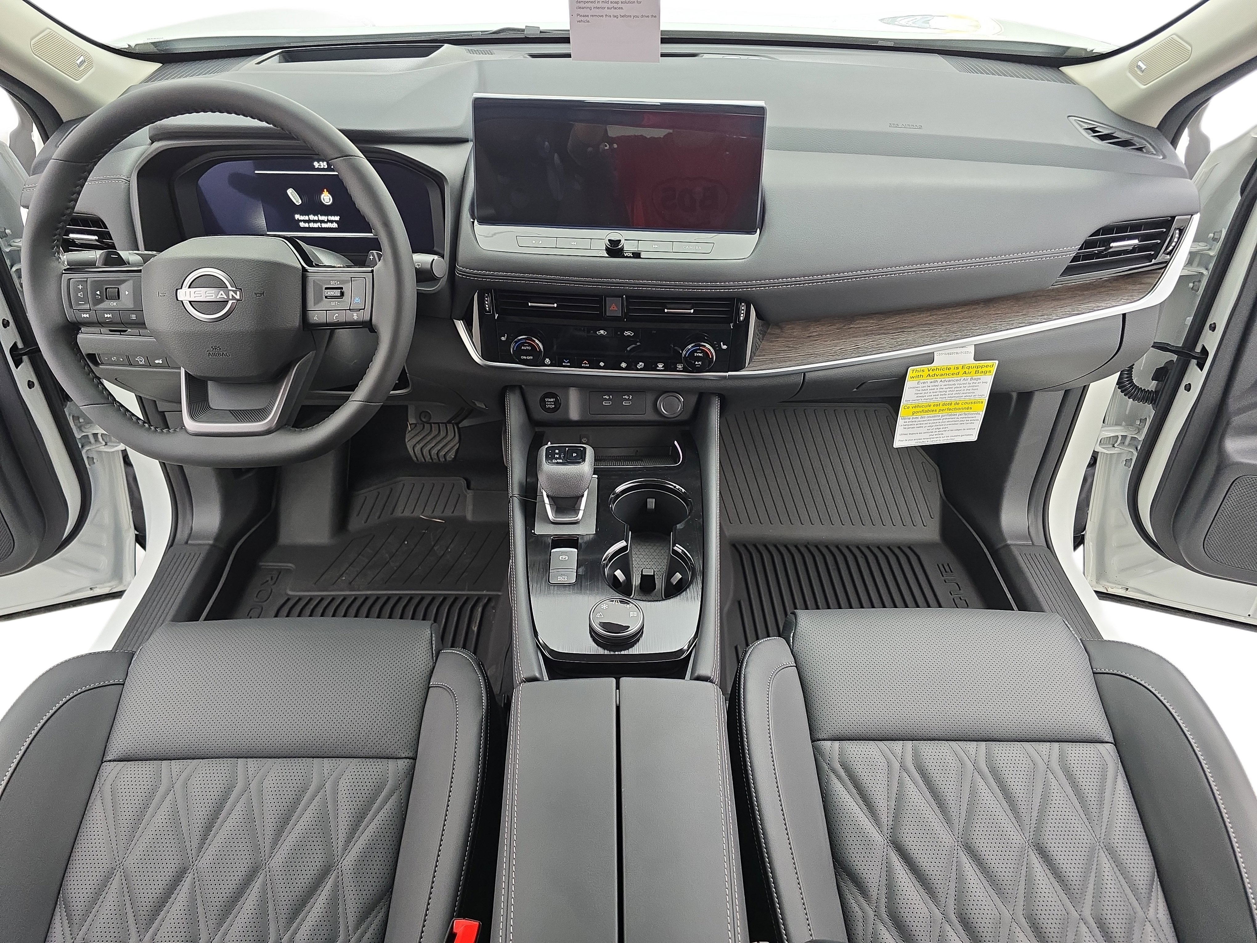 New 2026 Nissan Rogue Platinum image 9