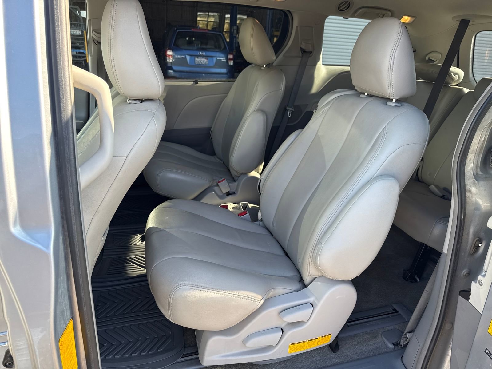 Used 2014 Toyota Sienna LE image 25