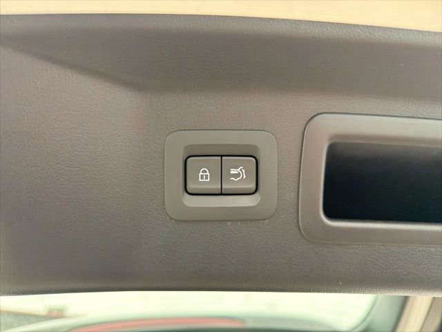 Used 2025 MAZDA CX-90 3.3 Turbo w/ Preferred Package image 33
