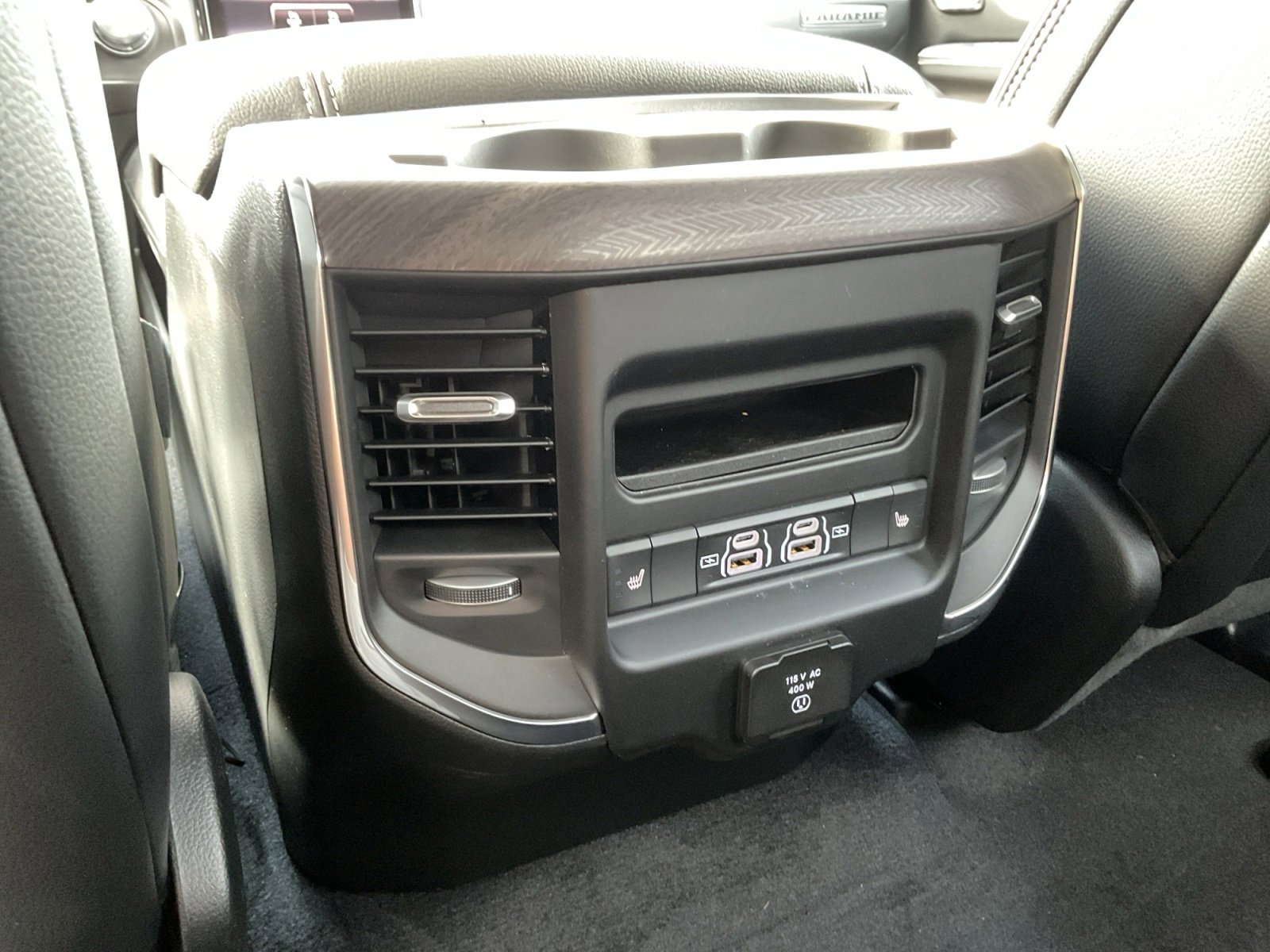 New 2026 RAM 1500 Laramie w/ Night Edition image 31