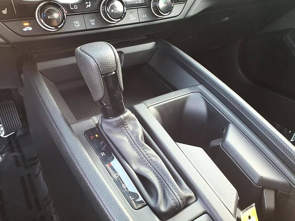 Used 2025 Honda Accord SE image 26