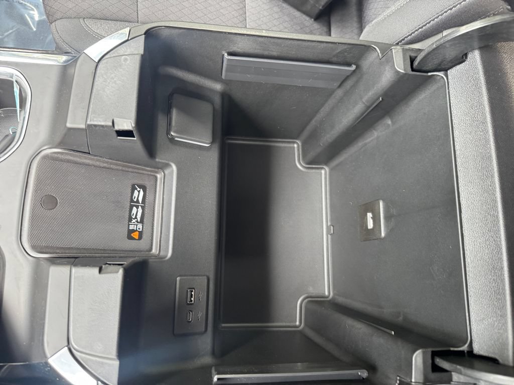 Used 2023 Chevrolet Silverado 1500 RST w/ Protection Package AWD/4WD image 27