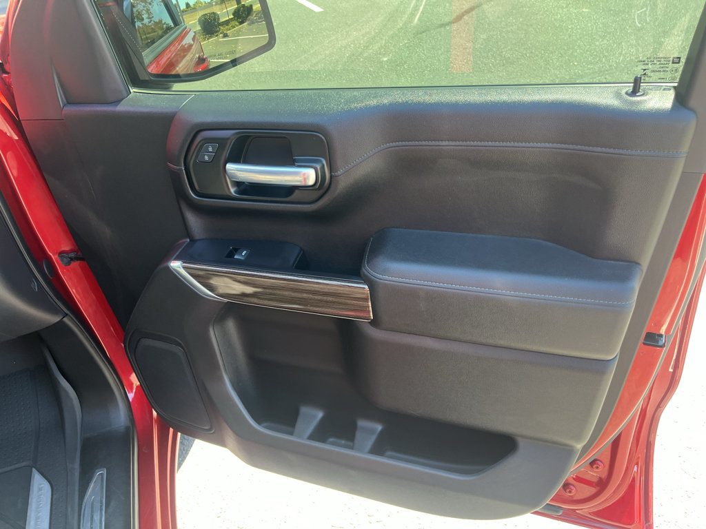 Used 2021 Chevrolet Silverado 1500 RST w/ Safety Package AWD/4WD image 29