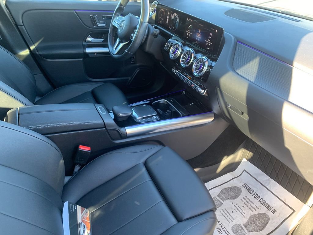 Used 2023 Mercedes-Benz GLA 250 4MATIC image 17