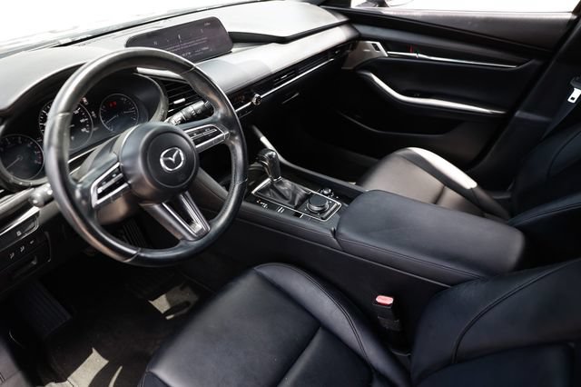 Used 2020 MAZDA MAZDA3 Hatchback w/ Preferred Package FWD image 6