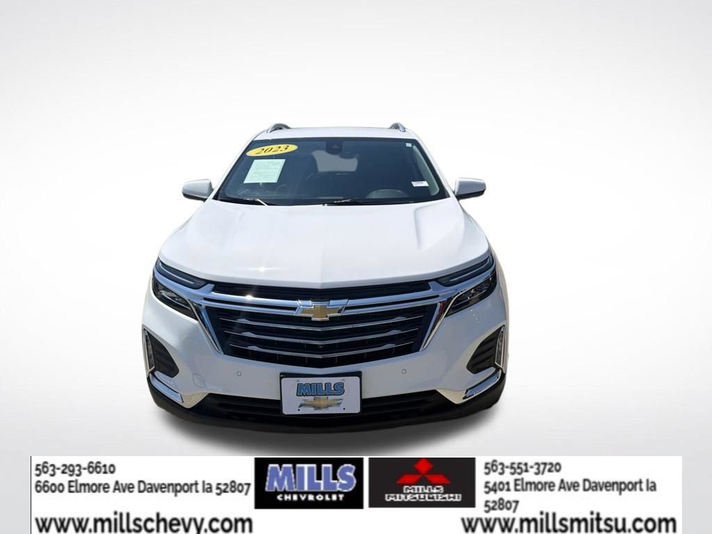 Used 2023 Chevrolet Equinox Premier AWD/4WD image 2