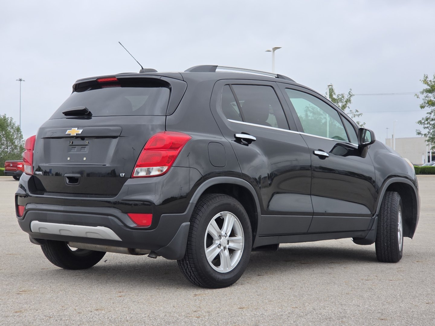 Used 2017 Chevrolet Trax LT w/ LT Convenience Package FWD image 14