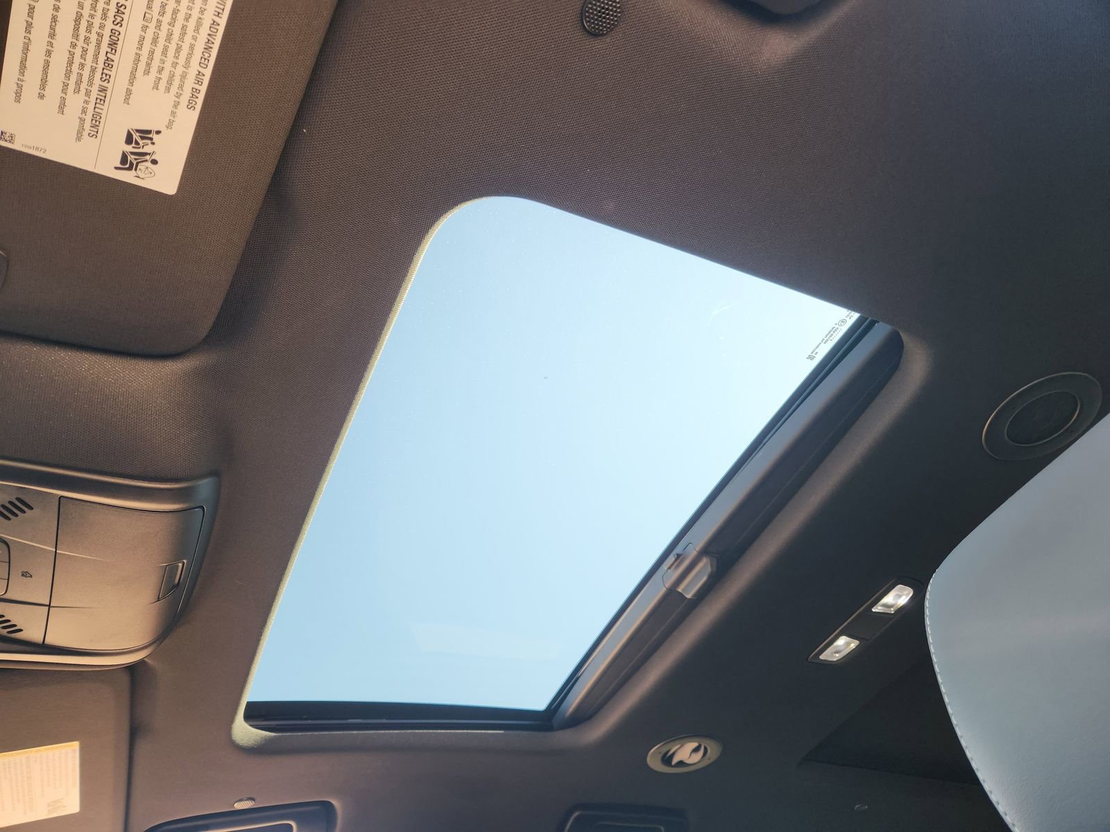 Used 2022 Buick Enclave Essence w/ Experience Buick Package image 30