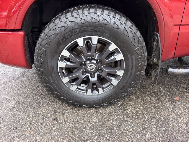 Used 2017 Nissan Titan PRO-4X AWD/4WD image 26