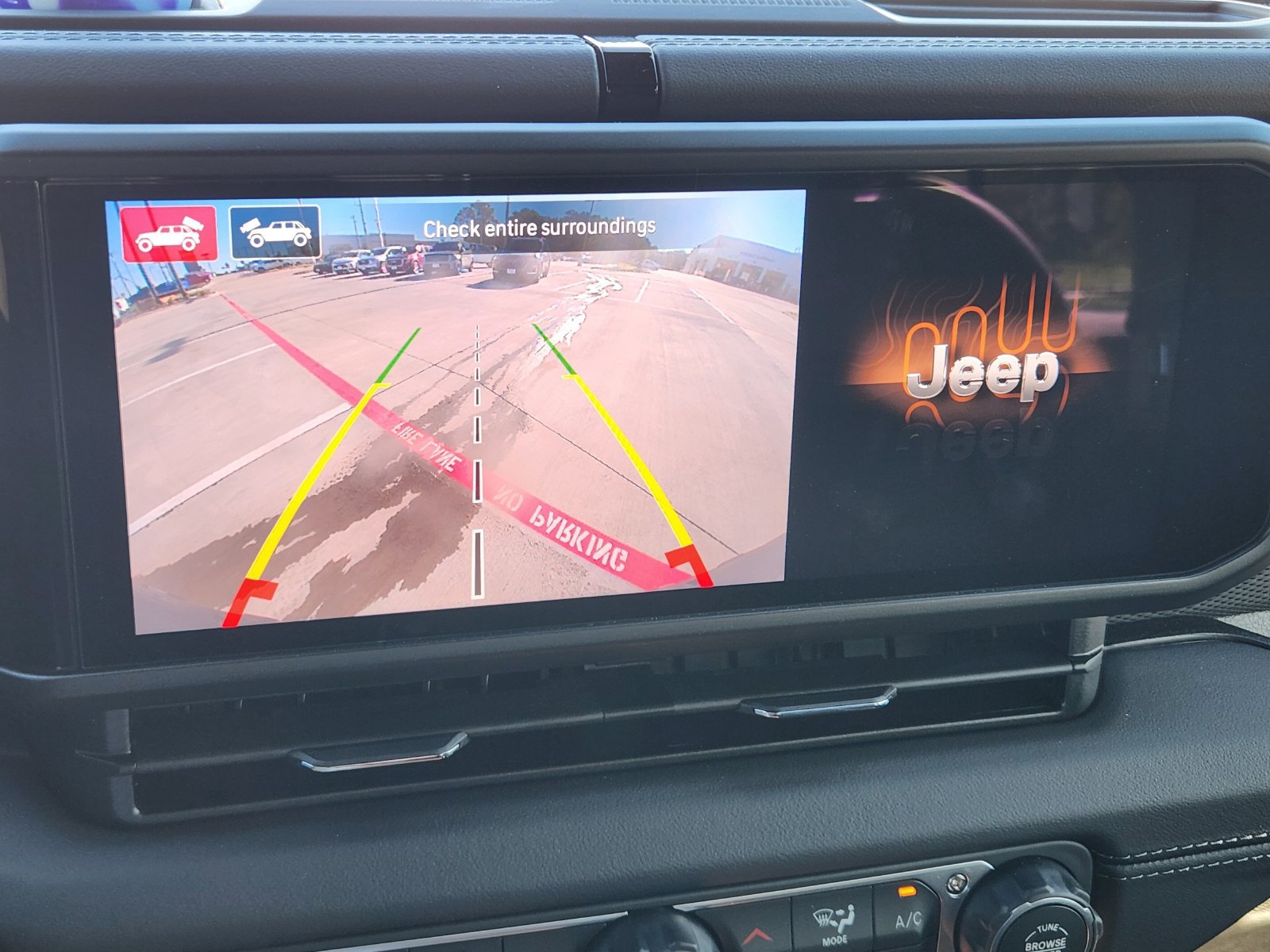New 2026 Jeep Wrangler Unlimited Rubicon AWD/4WD image 17