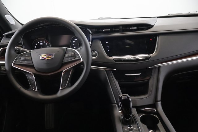 New 2026 Cadillac XT5 Premium Luxury w/ Driver Assist Package AWD/4WD image 14