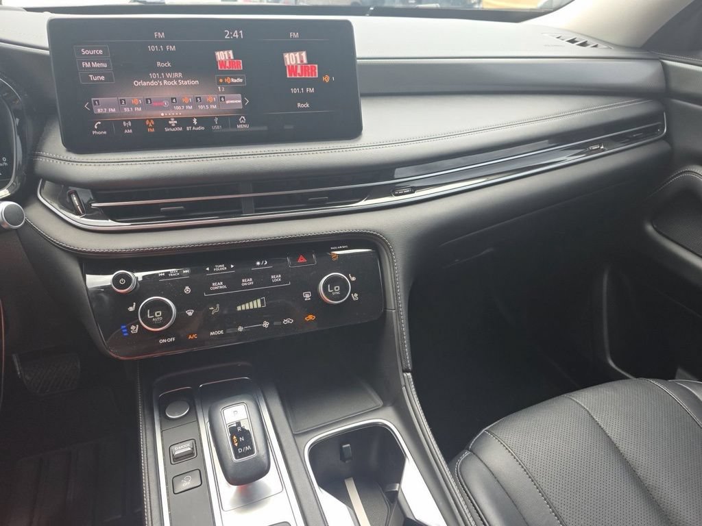Certified 2024 INFINITI QX60 Luxe FWD image 16