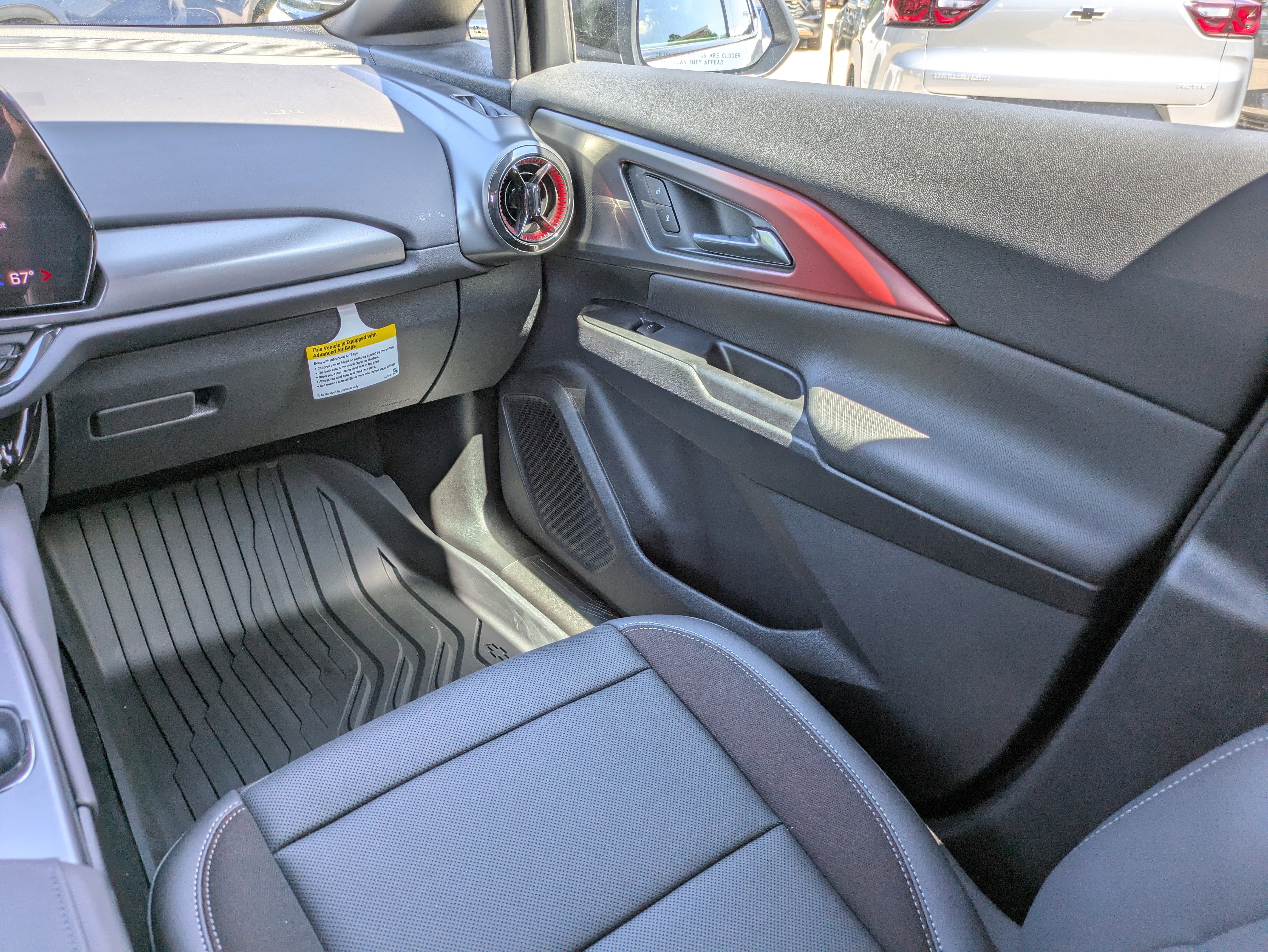 New 2025 Chevrolet Equinox EV RS image 11