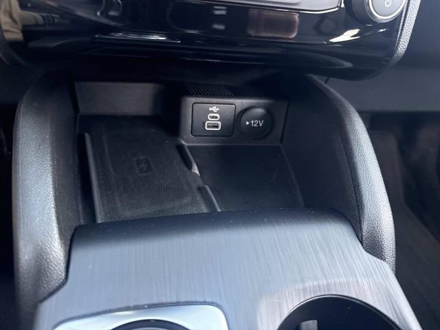 Used 2025 Ford Escape Platinum AWD/4WD image 32