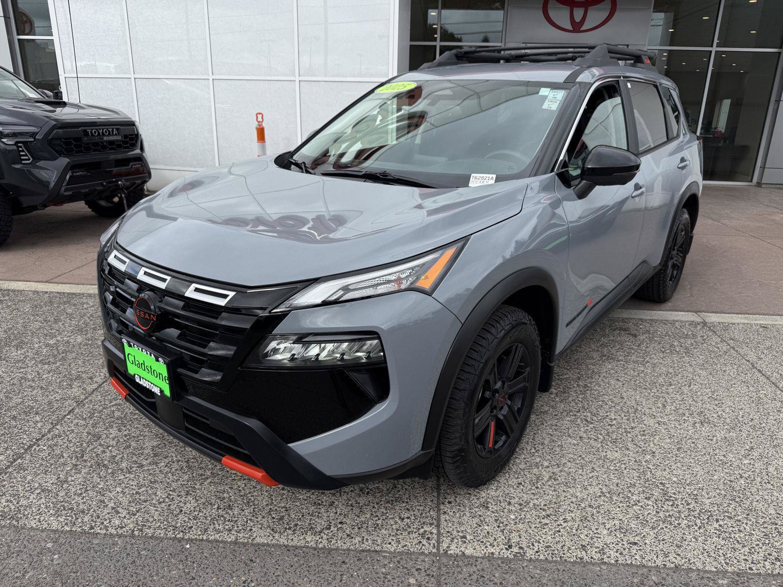 Used 2025 Nissan Rogue SV w/ Rock Creek Premium Package AWD/4WD image 2