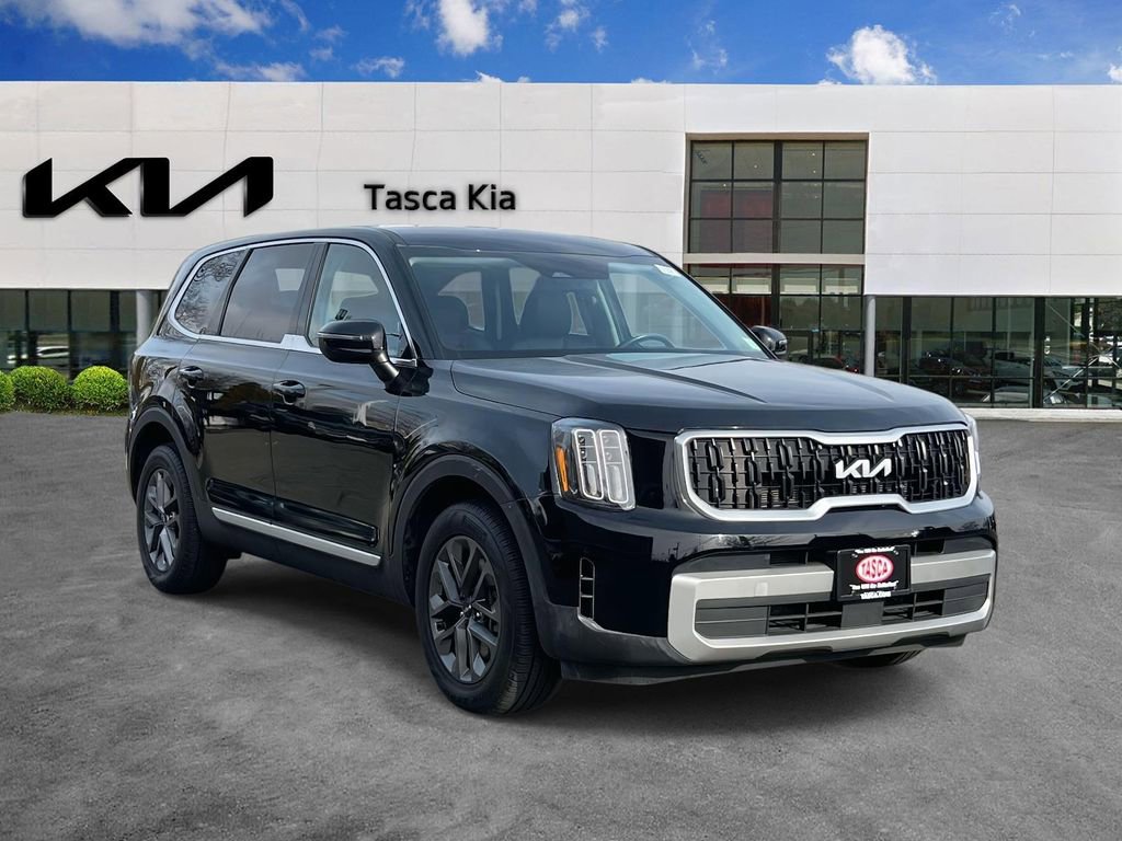 Used 2023 Kia Telluride LX