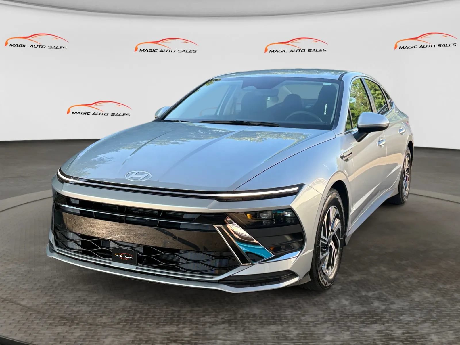 Used 2026 Hyundai Sonata Blue FWD image 1