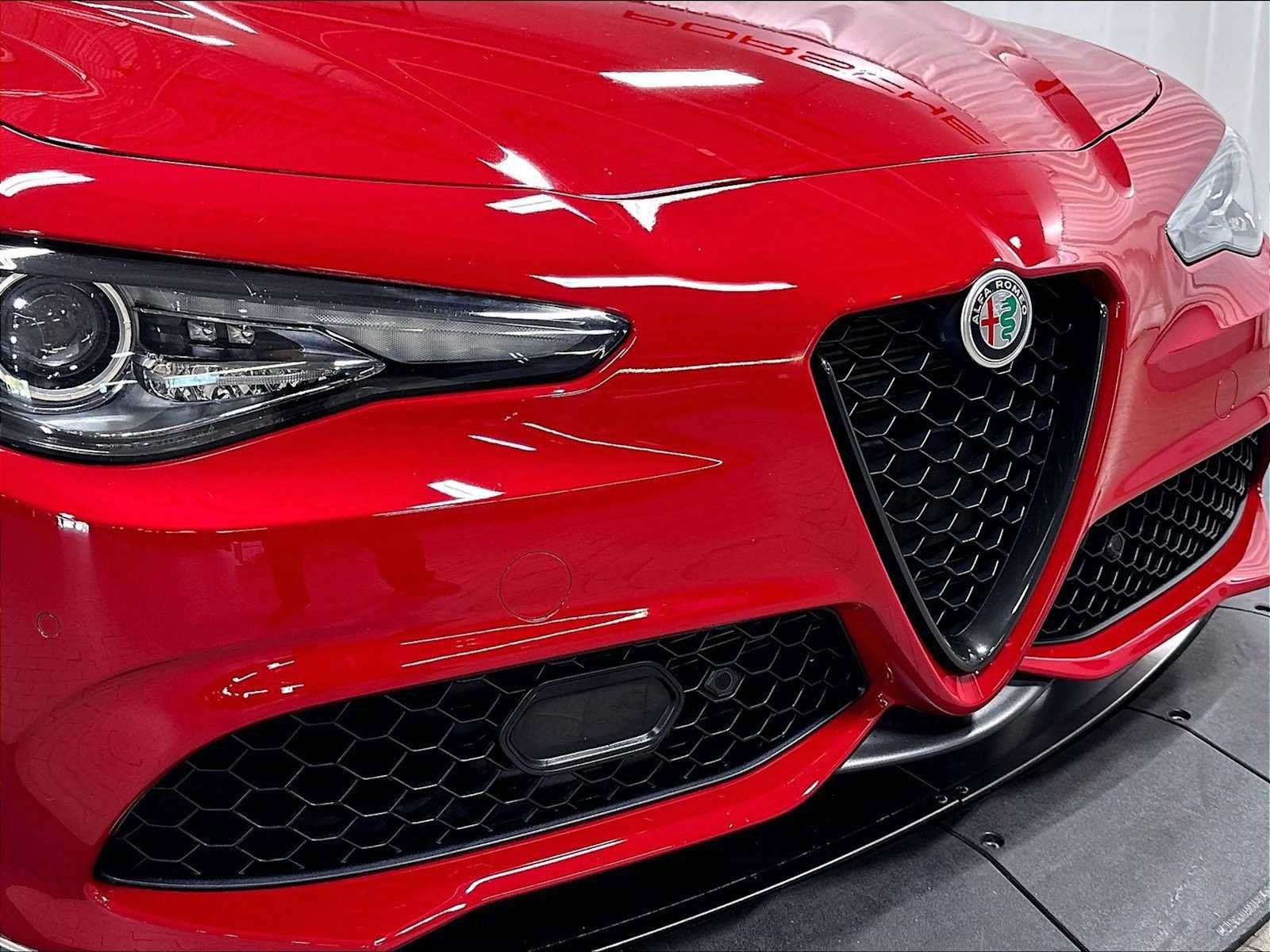 Used 2022 Alfa Romeo Giulia Sprint RWD image 32