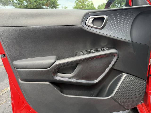 Certified 2022 Kia Soul GT-Line FWD image 11