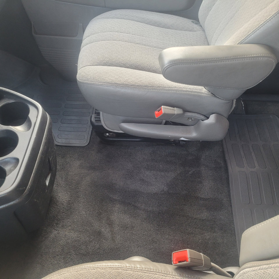 Used 2016 Chevrolet Express 3500 LT w/ LT Preferred Equipment Group image 11