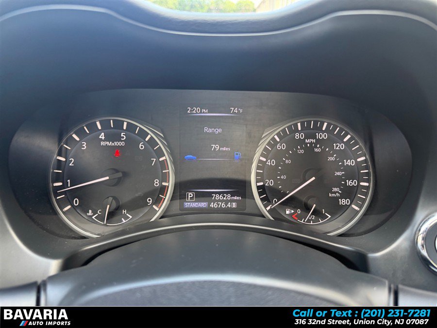 Used 2018 INFINITI Q50 Luxe w/ Essential Package (3.0T Luxe) AWD/4WD image 14