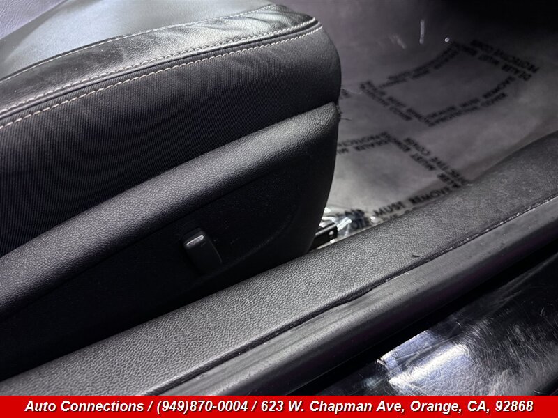 Used 2011 Chevrolet Camaro LT w/ LPO, Ground Effects Package RWD image 23