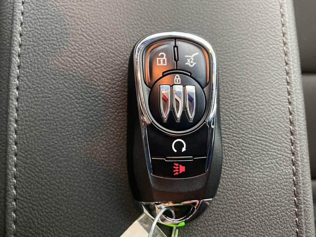 New 2025 Buick Envista Avenir image 36