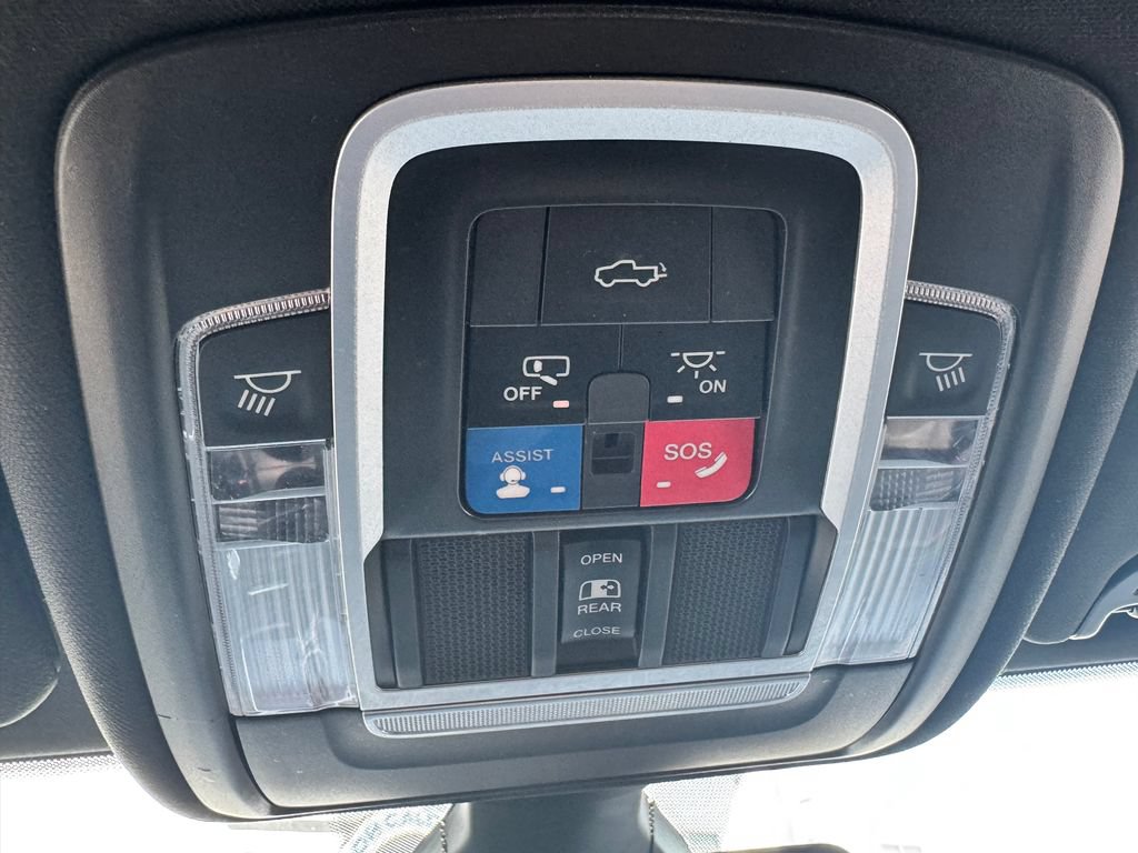 Used 2020 RAM 2500 Laramie AWD/4WD image 23