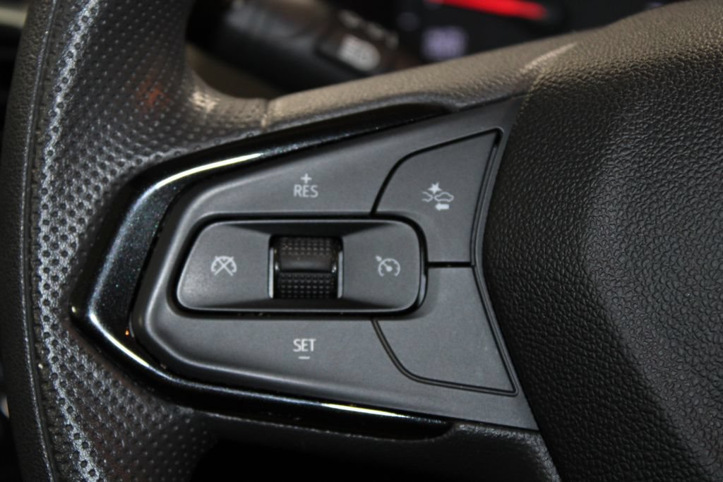 Used 2022 Chevrolet TrailBlazer LT FWD image 31
