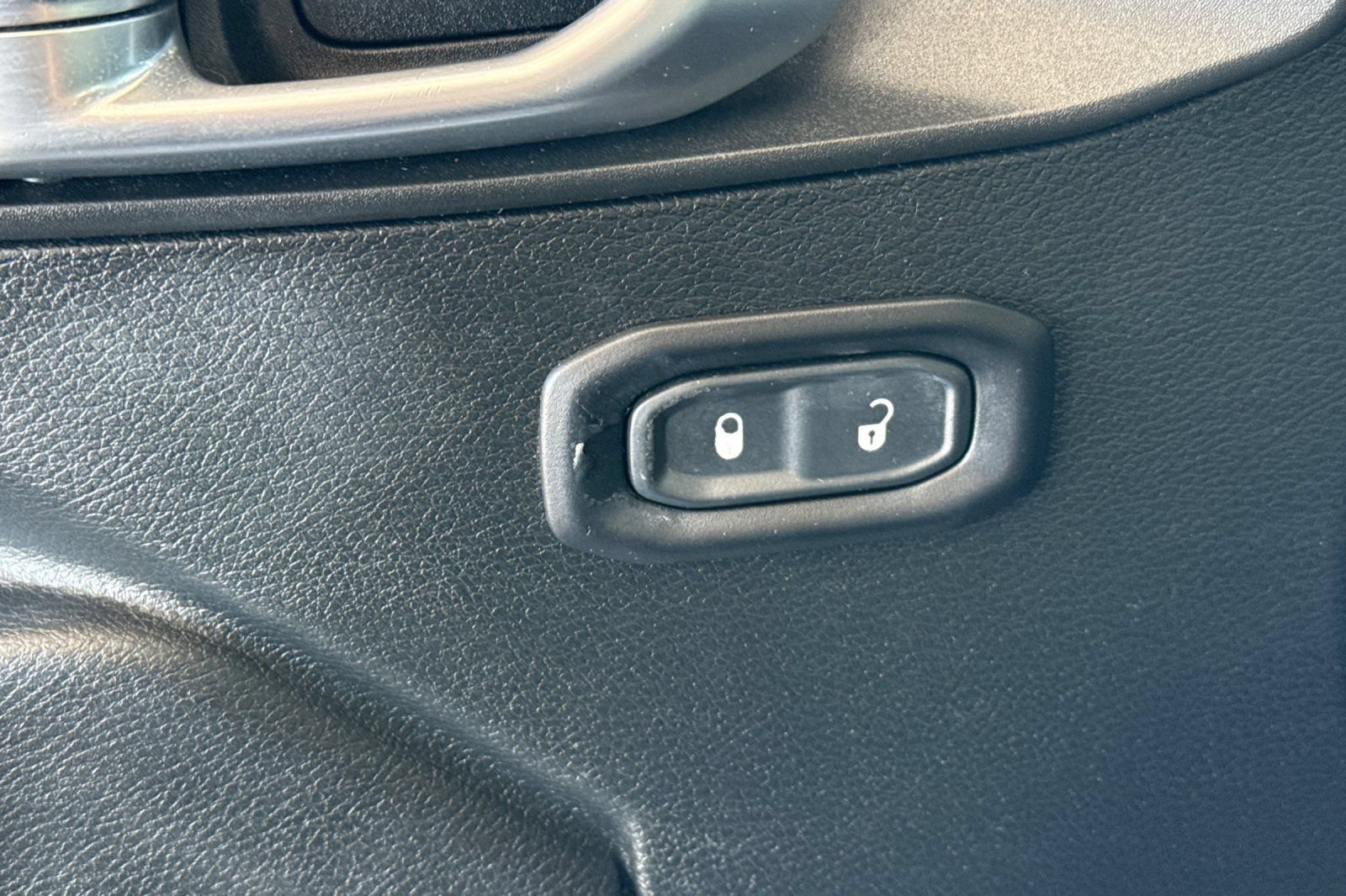 Used 2020 Jeep Wrangler Unlimited Sport AWD/4WD image 18