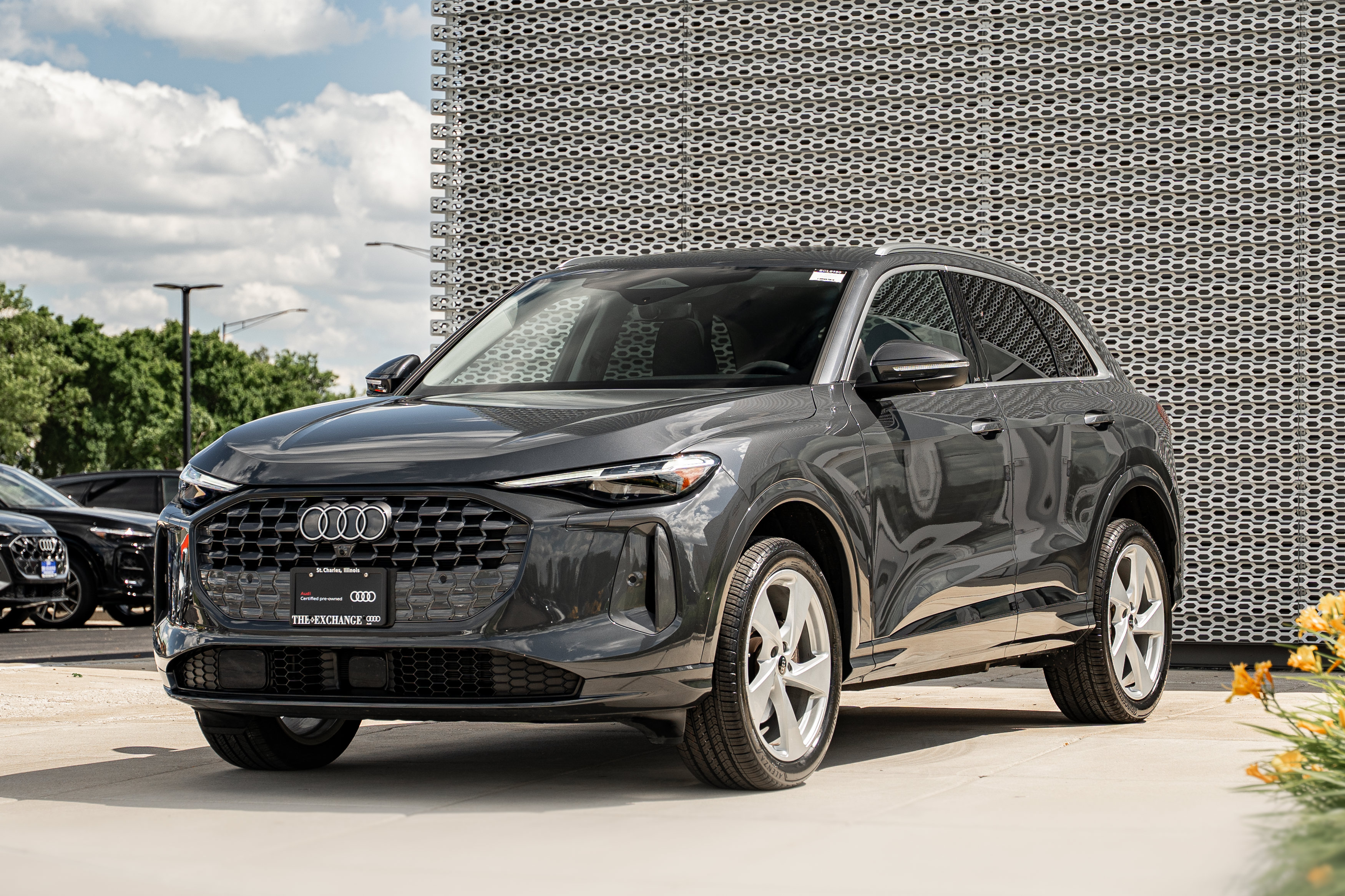 Certified 2025 Audi Q5 Premium w/ Premium Plus AWD/4WD image 7
