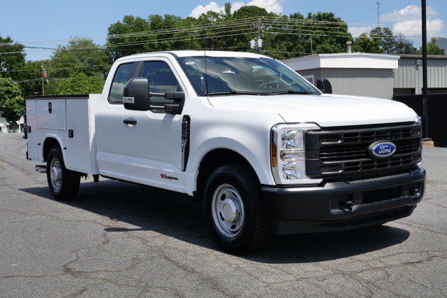 Used 2025 Ford F250 XL RWD image 10