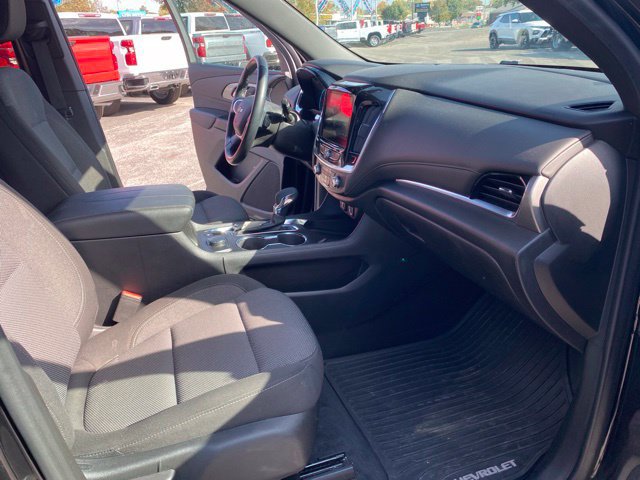 Used 2023 Chevrolet Traverse LT AWD/4WD image 38