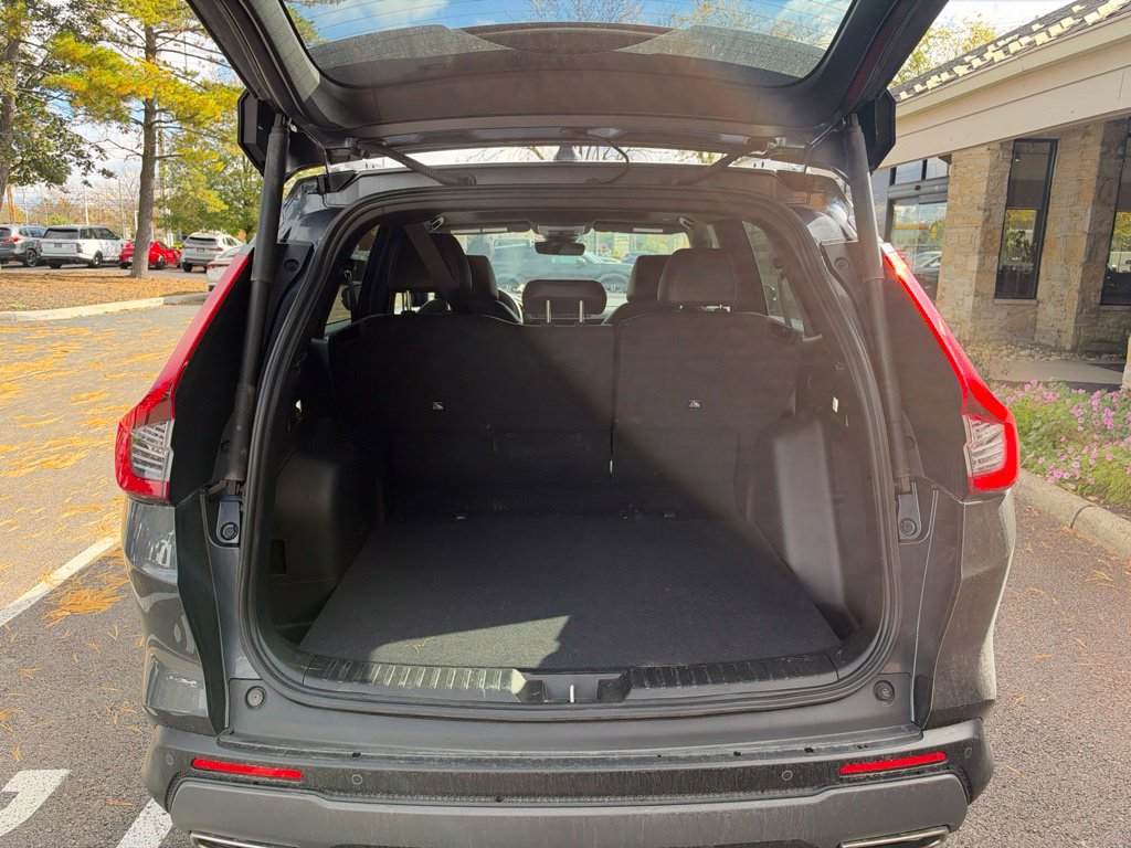 Used 2024 Honda CR-V Sport Touring image 9