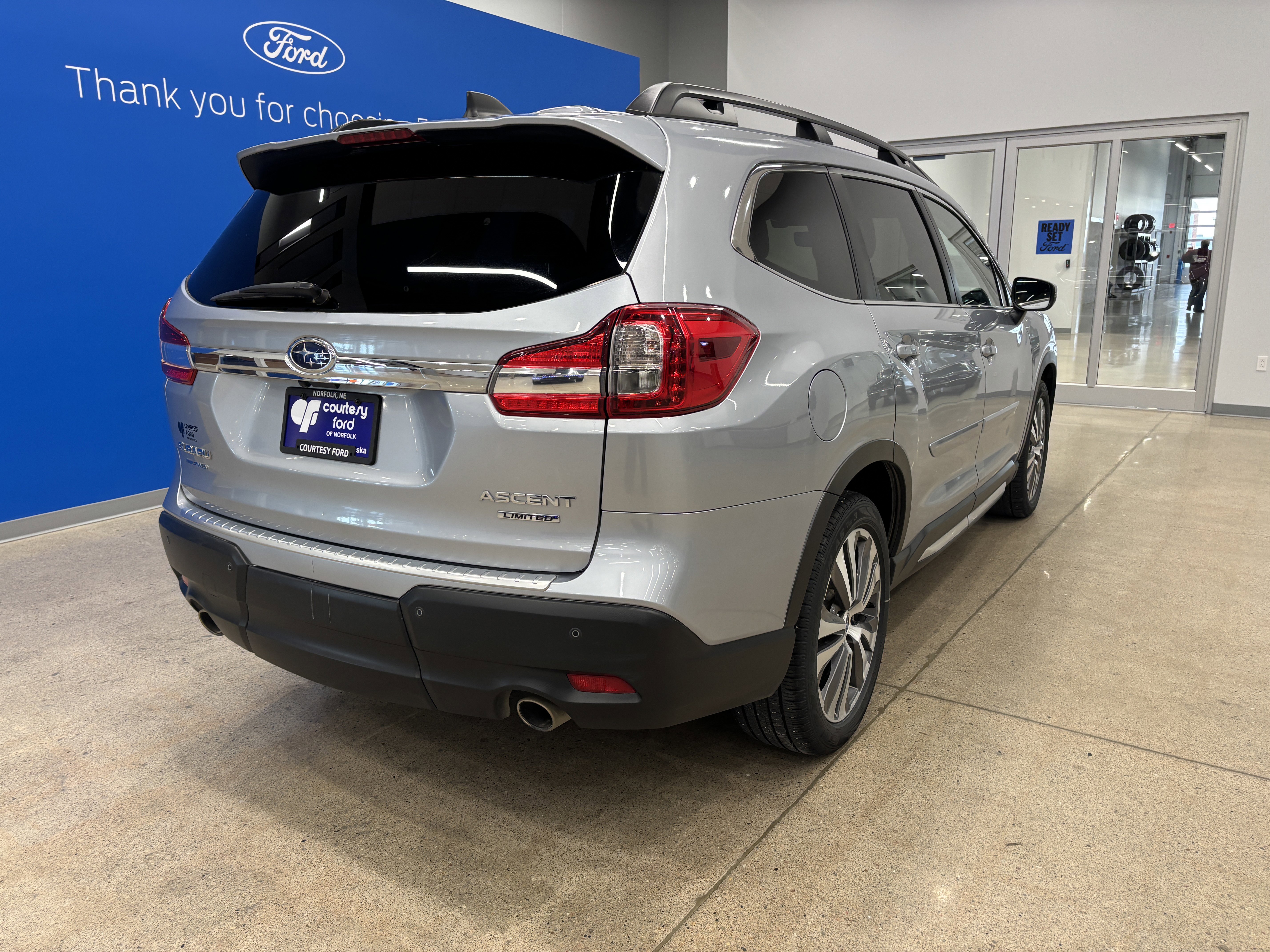 Used 2022 Subaru Ascent Limited w/ Technology Package image 8