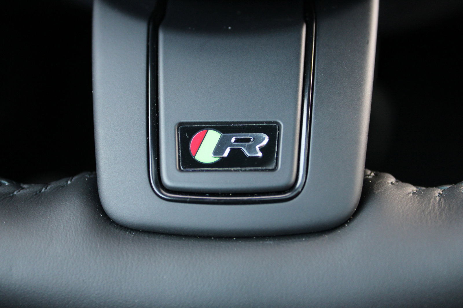 New 2023 Jaguar F-TYPE R image 11