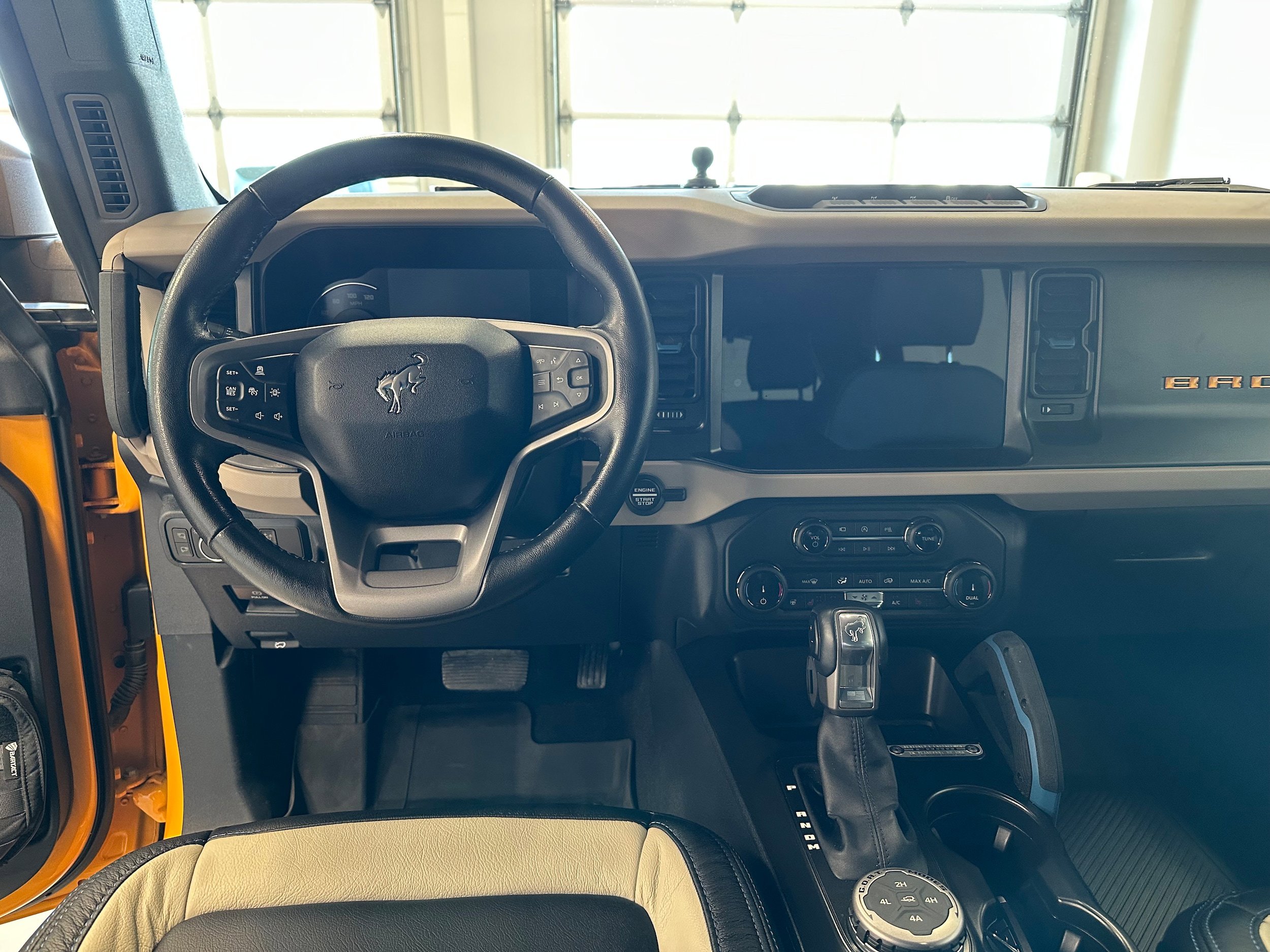 Used 2022 Ford Bronco Wildtrak image 15