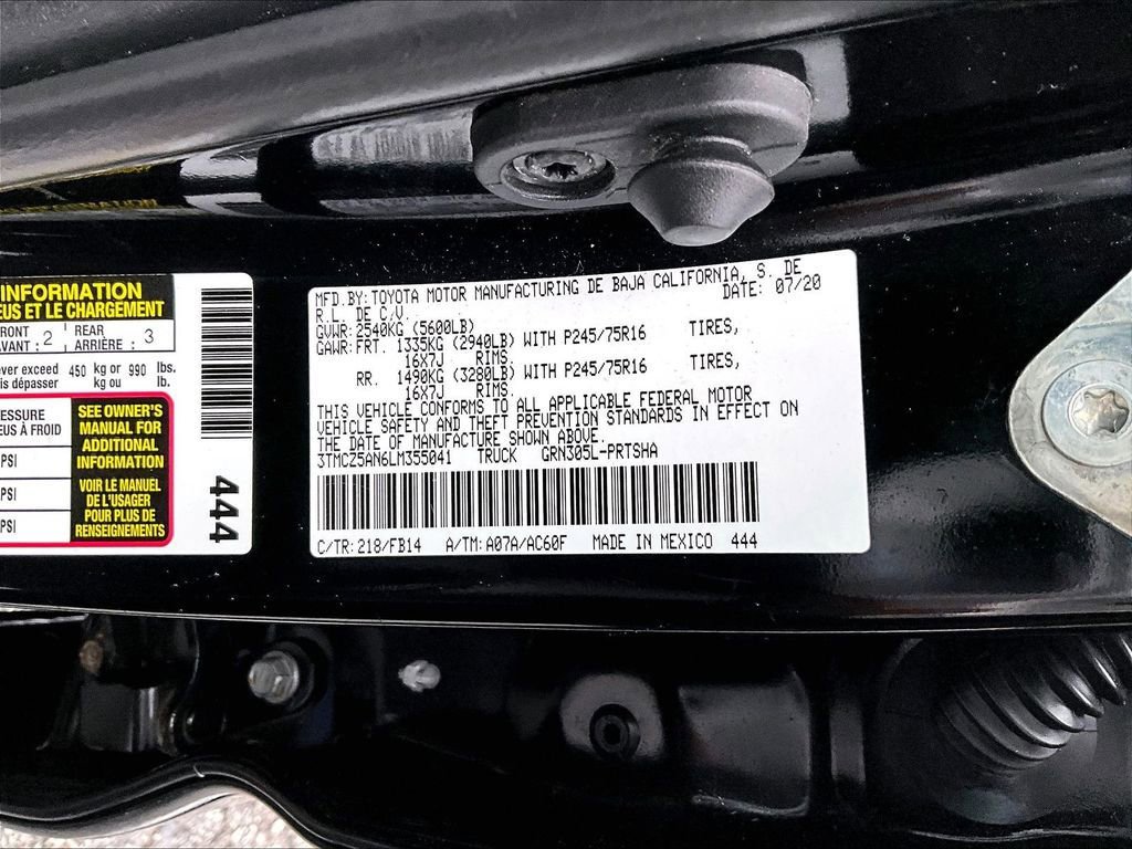 Used 2020 Toyota Tacoma SR image 28