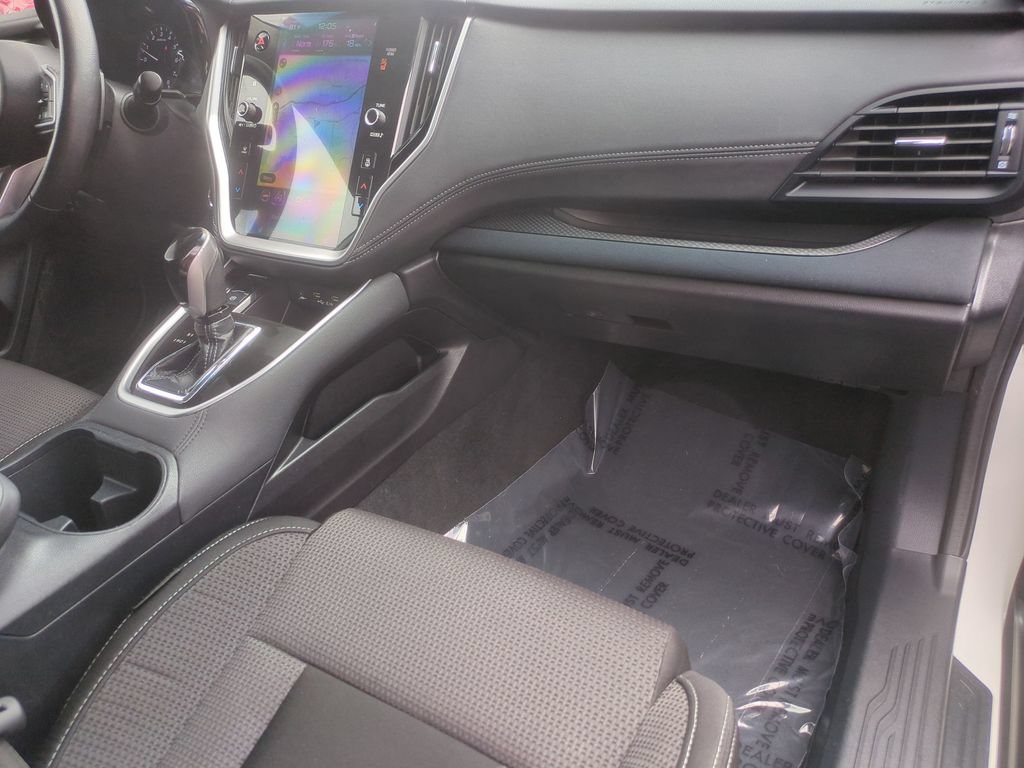 Used 2022 Subaru Outback Premium AWD/4WD image 18