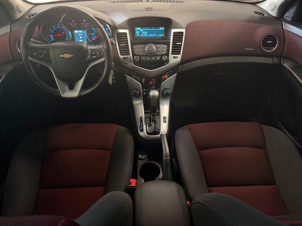 Used 2014 Chevrolet Cruze LT FWD image 15