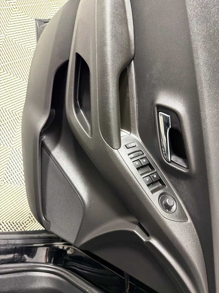 Used 2020 Chevrolet Trax LT w/ Driver Confidence Package image 9