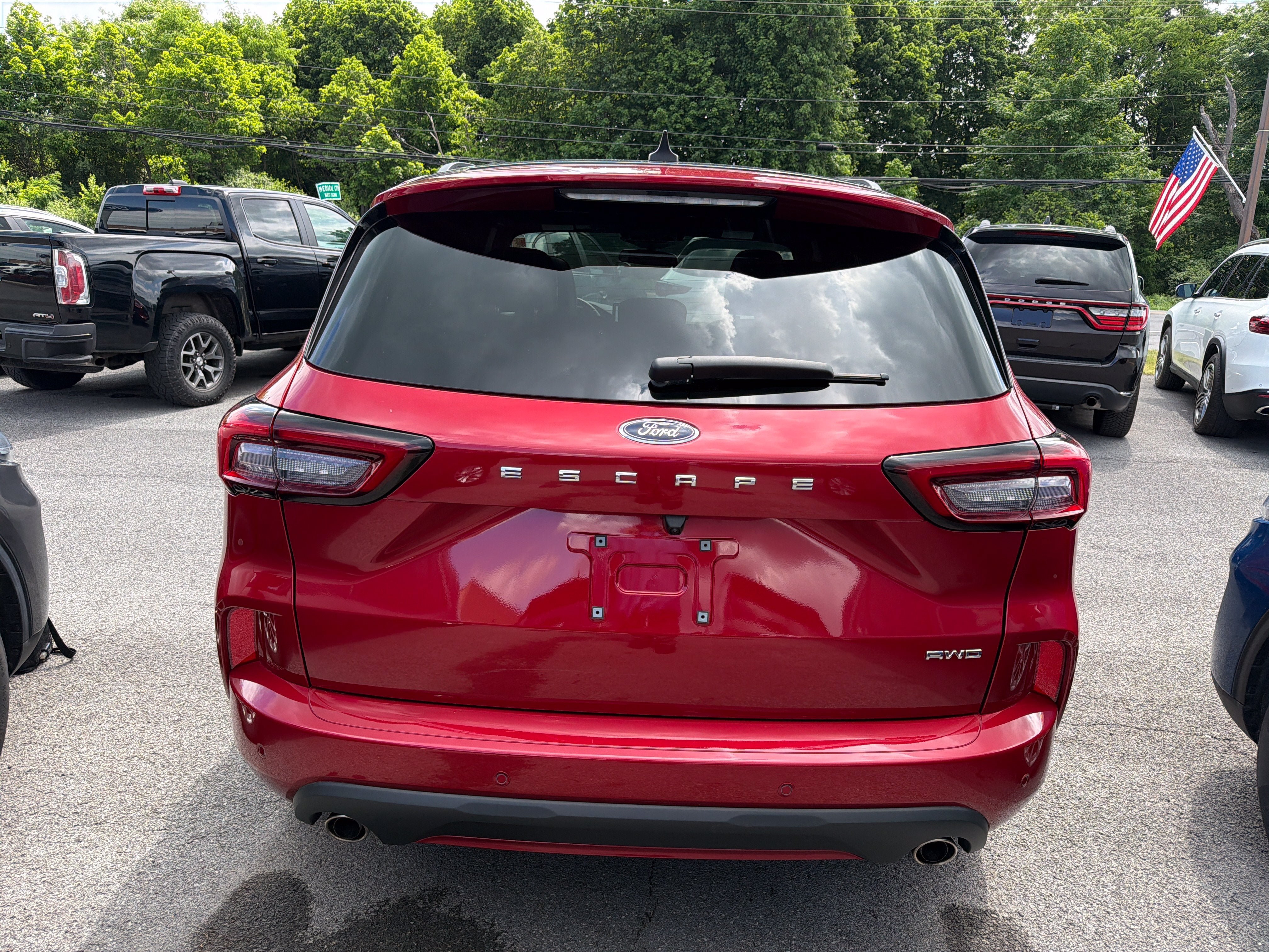Used 2024 Ford Escape ST-Line w/ Tech Pack #1 AWD/4WD image 6