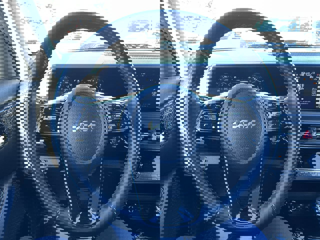 Certified 2024 Kia Seltos S image 17