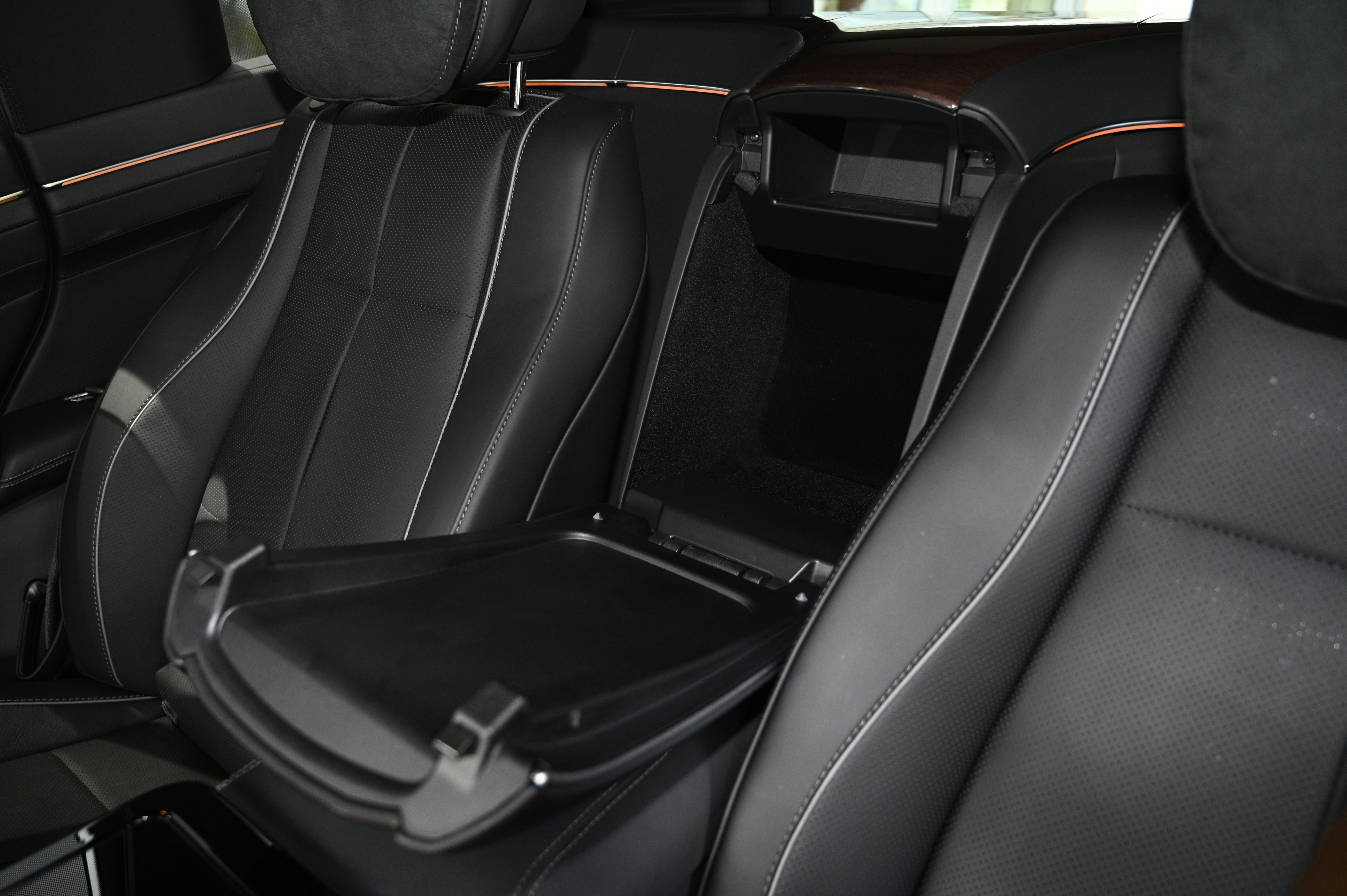 Used 2023 Mercedes-Benz Maybach GLS 600 4MATIC image 45