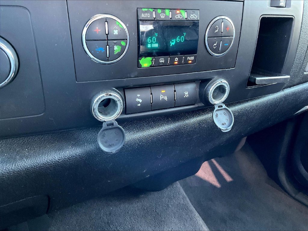 Used 2008 Chevrolet Silverado 1500 LT w/ All Star Edition AWD/4WD image 18