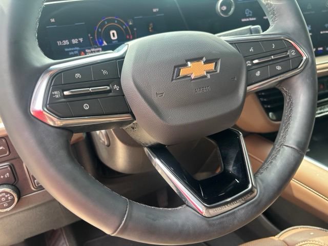 Used 2025 Chevrolet Tahoe High Country AWD/4WD image 26